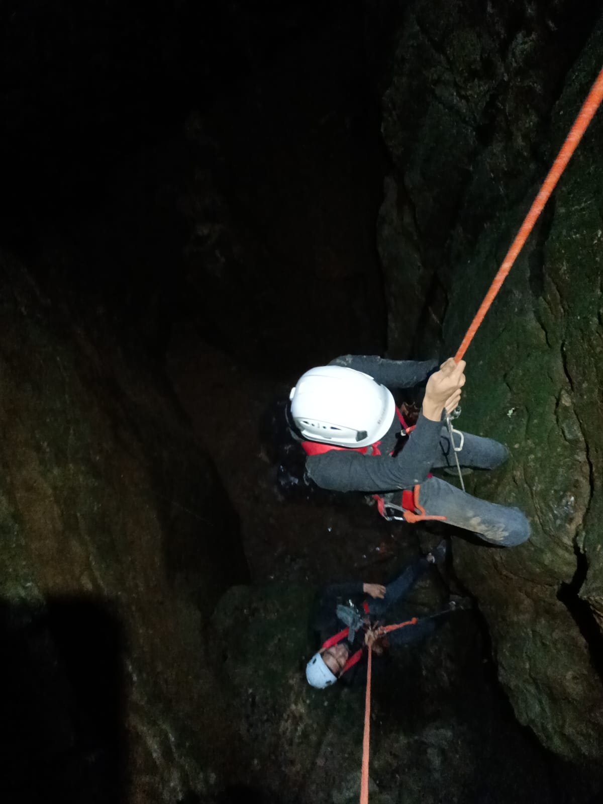 Cueva Vertical 4: Pitacoches